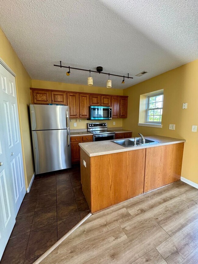 Foto del edificio - Townhouse for Rent in Liberty Square