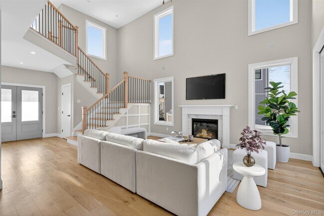 Foto del edificio - 24 Wildwood Dr