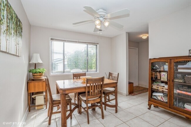 Foto del edificio - 158 Chatham Ct