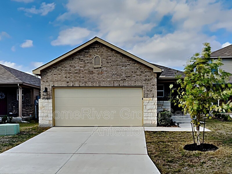 13011 Lineberry Ln, Saint Hedwig, TX 78152 House for Rent in Saint