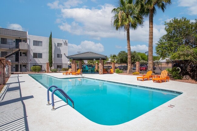 Photo - The Link at 4th Ave Apartments