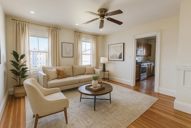 Building Photo - 163 Belmont St