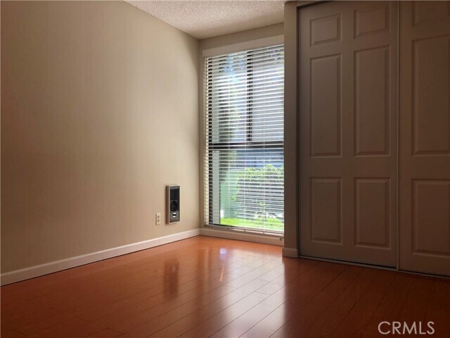 Foto del edificio - 425 Anchor Rd