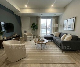 Building Photo - 155 Hagar St