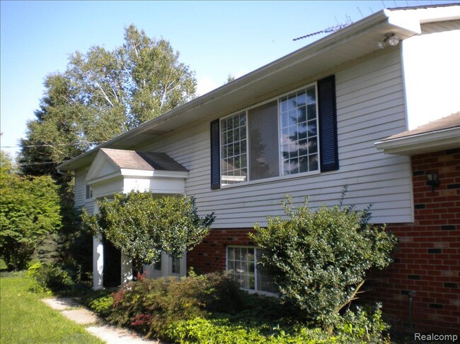 Welcome Home! - 6301 Park Rd