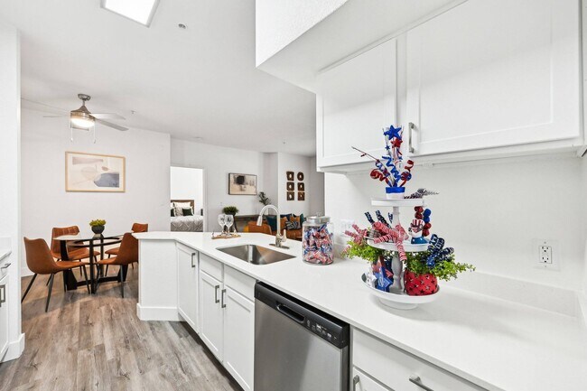 Foto del edificio - Stone Cliff Apartments