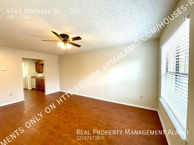 Foto del edificio - 4545 Hoeneke Dr