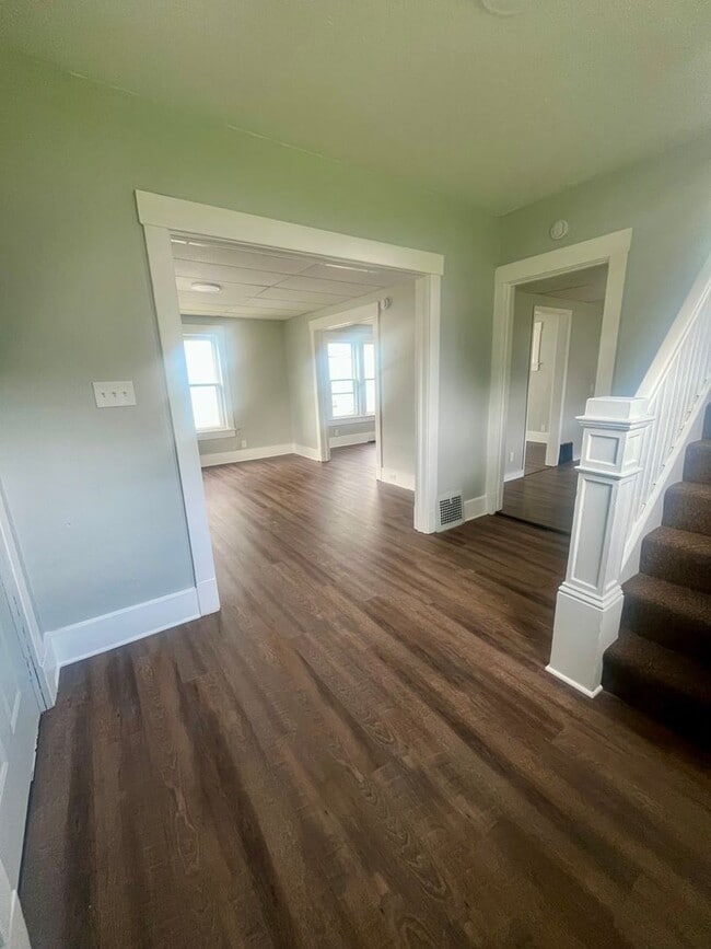 Building Photo - Canton 3 Bedroom - Single Family Home