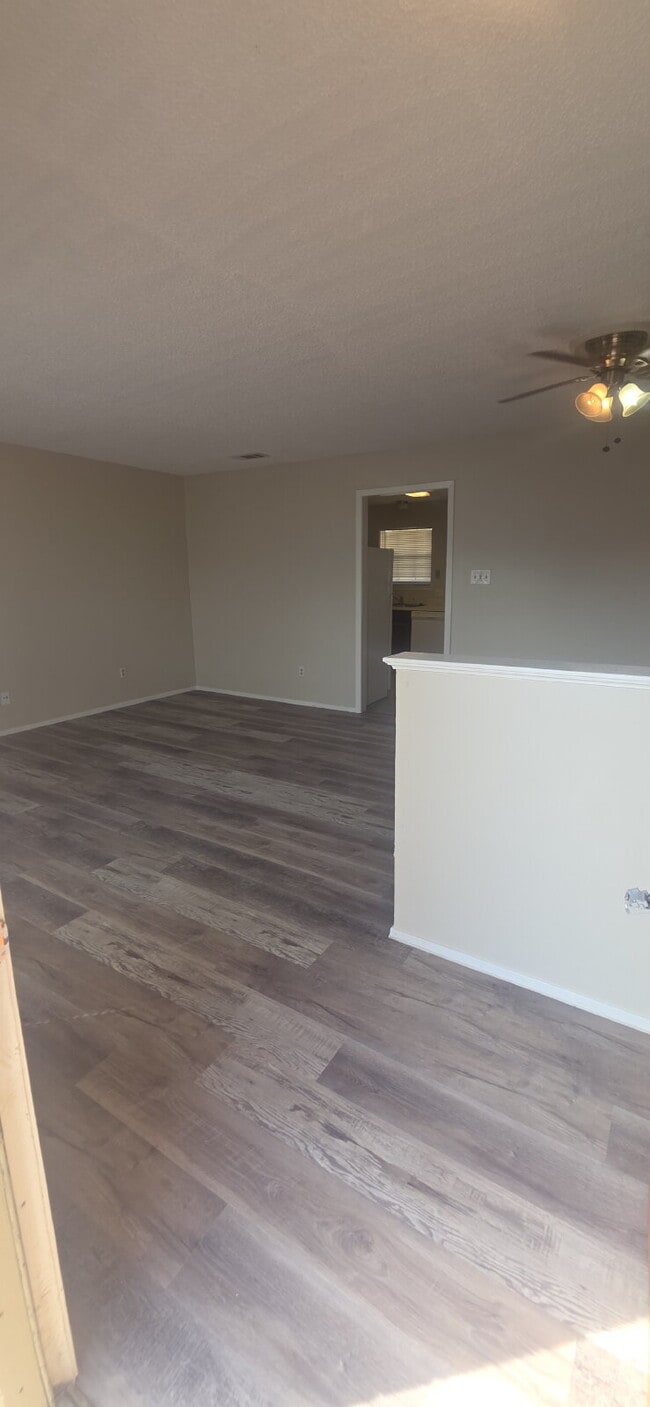 Photo - 237 Vista Way Townhome