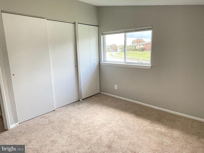 Foto del edificio - 4705 Parmelee Rd