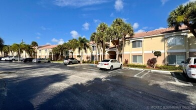 Building Photo - 815 Boynton Beach Blvd