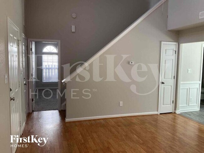 Foto del edificio - 12738 Planters Row Dr