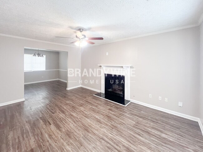 Foto del edificio - 2259 Hampton Dr