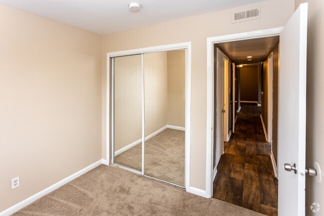 Building Photo - The Shiloh Ridge Apartments