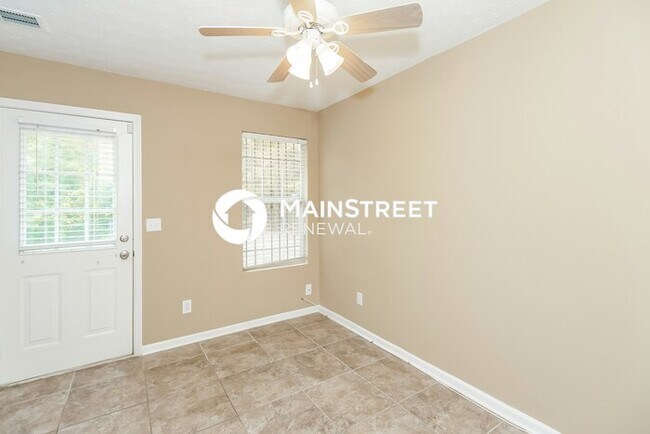 Foto del edificio - 3 Bedroom Pet-Friendly Home in Decatur, GA with Main Street Renewal