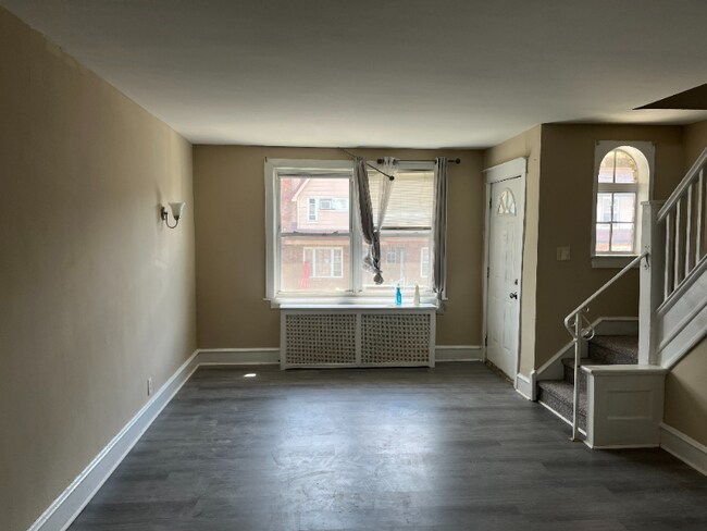 Foto del edificio - 1467 Lardner St