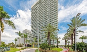 Building Photo - 2000 Metropica Wy