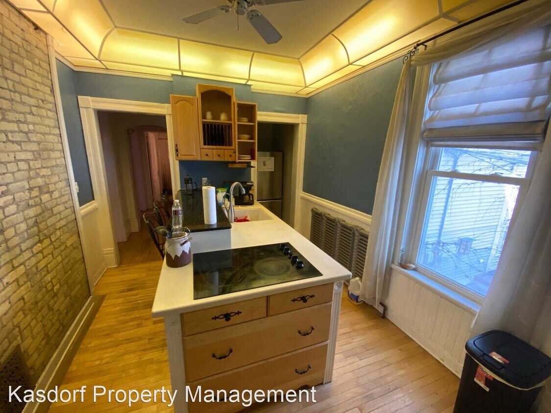 Primary Photo - 3 br, 2 bath House - 1536 N Jackson St #1