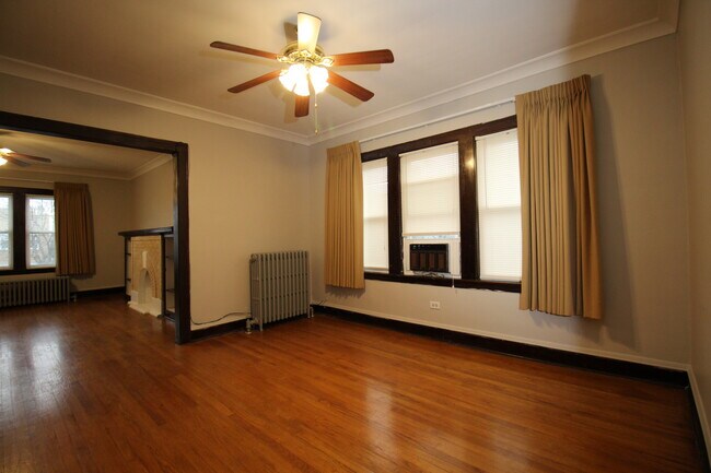 Foto del edificio - 5207 W School St
