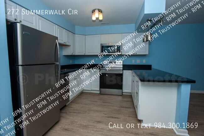 Foto del edificio - 272 Summerwalk Cir