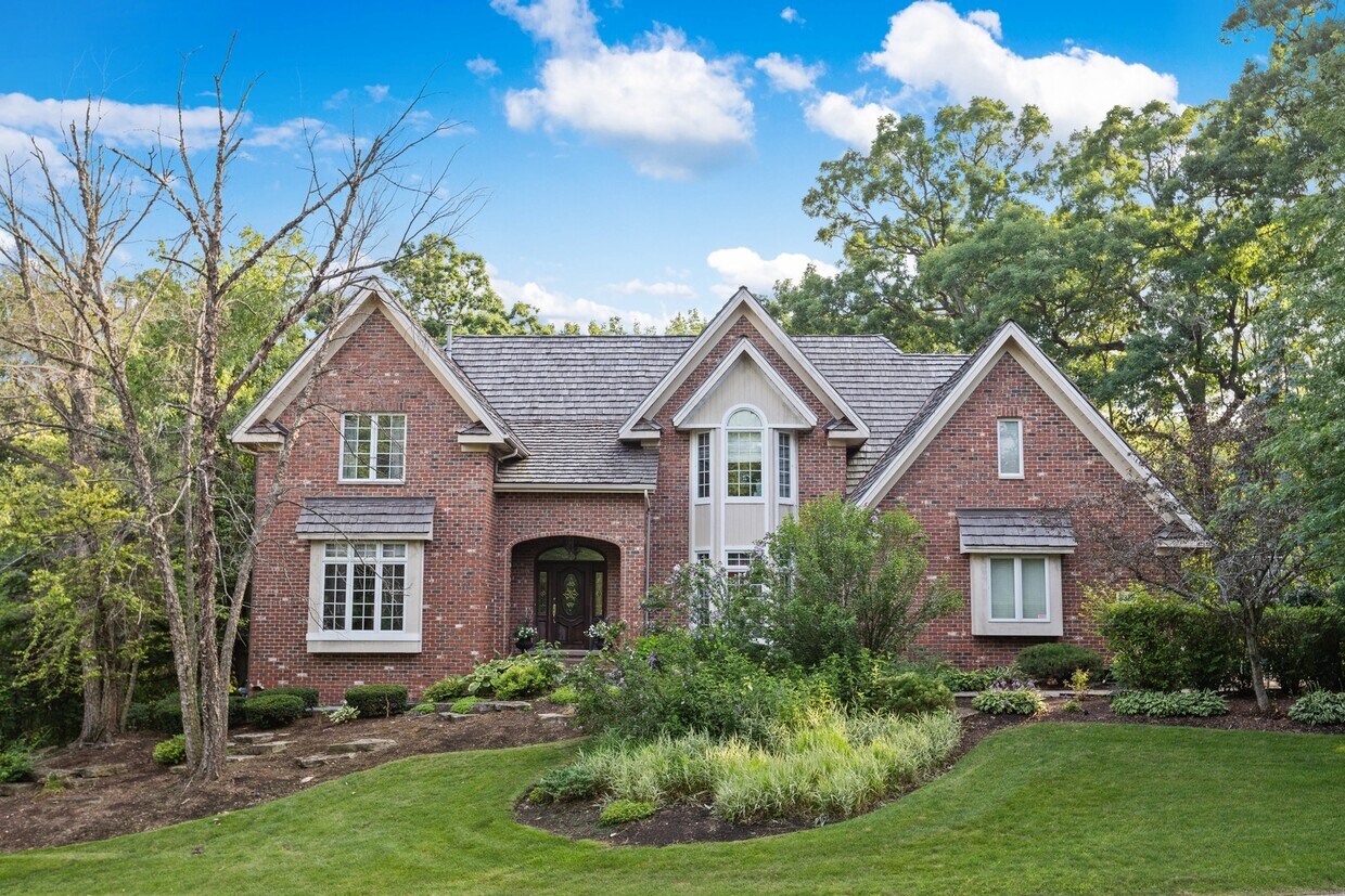 Primary Photo - 9336 Falling Waters Dr W