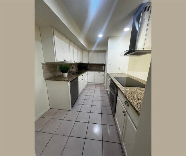 Foto del edificio - 17403 Wild Willow Ln