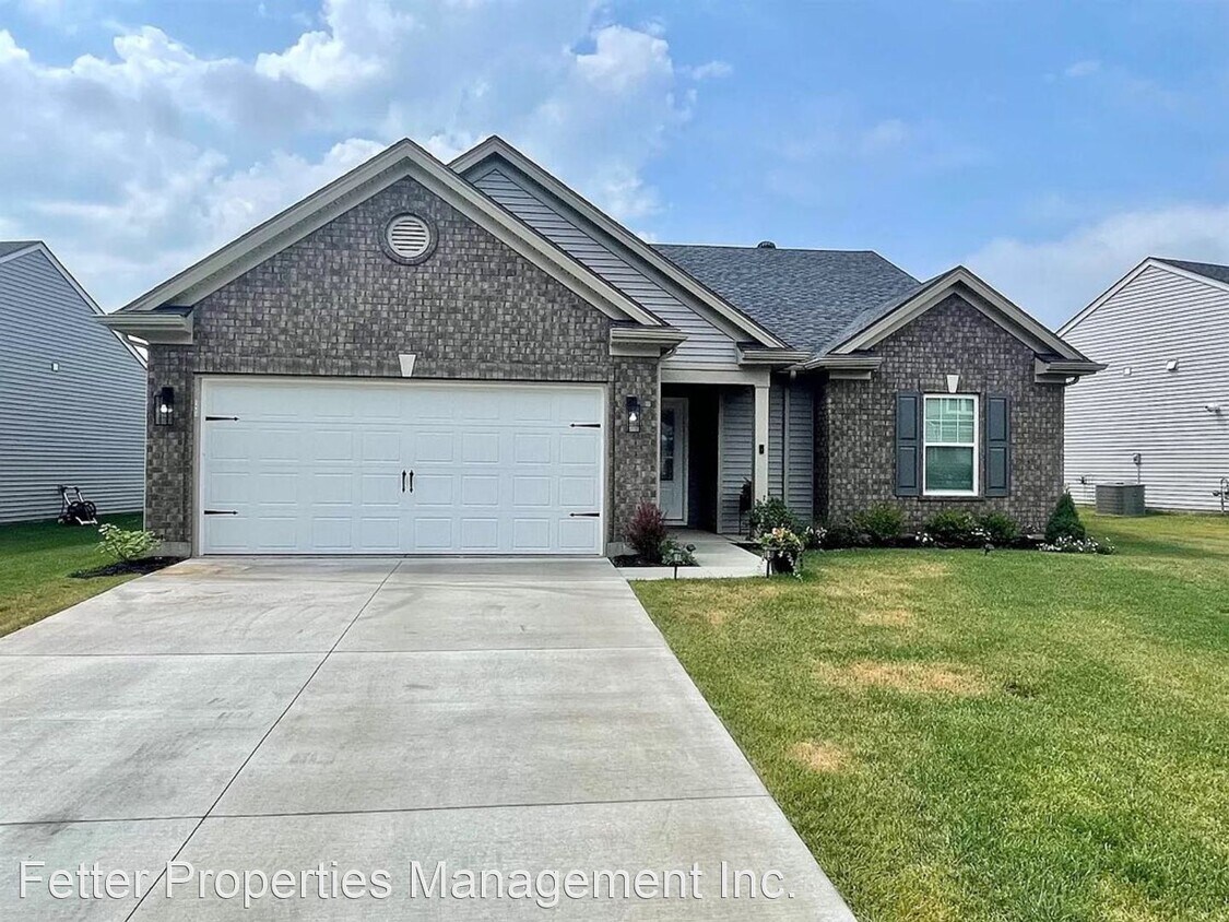 3 br, 2 bath House 5441 Cameo Drive House Rental in Evansville, IN