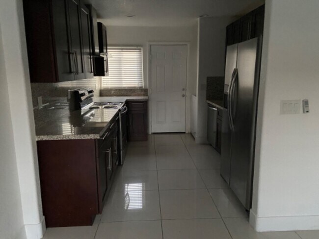 Foto del edificio - 516 S 11th St