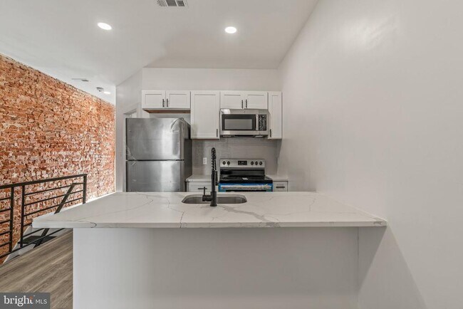 Foto del edificio - 1332 W Toronto St