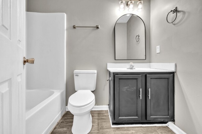 Foto del edificio - 732 Shadow Lake Dr