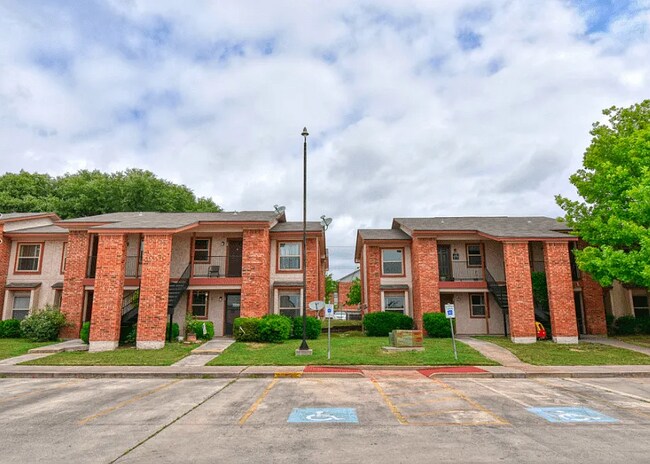 Foto del edificio - 1906 S College Ave