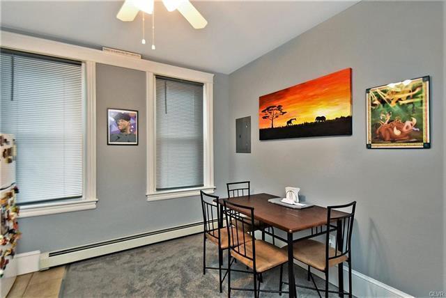 Foto del edificio - 903 Center St