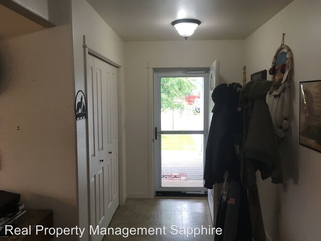 Foto del edificio - 3 br, 2 bath House - 111 Cinnamon Ct