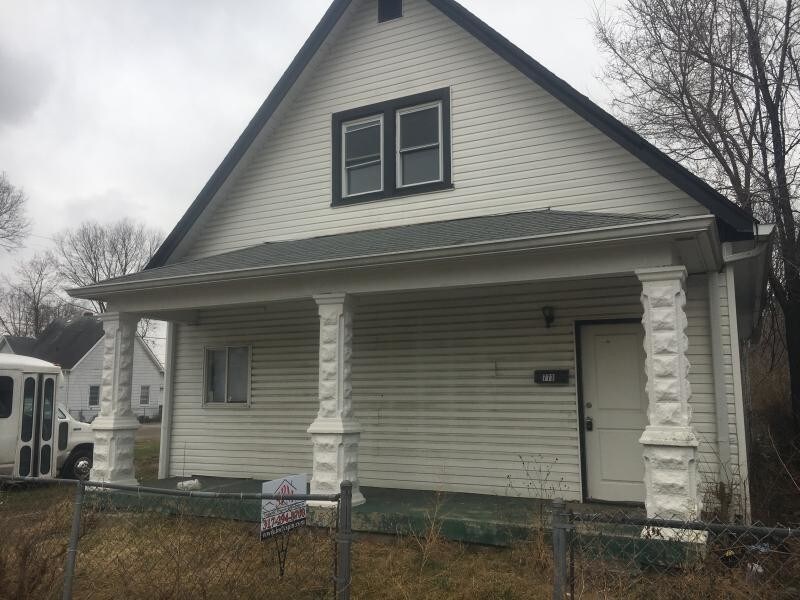 Primary Photo - 773 Haugh St
