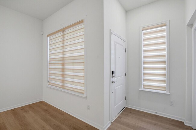 Foto del edificio - Elevated Townhome Living in Harrisburg