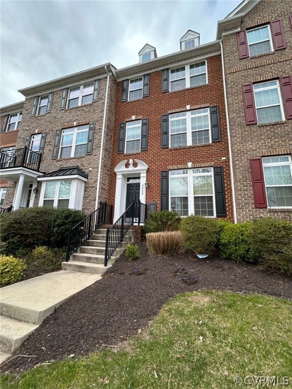 Primary Photo - 3908 Fish Pond Ln