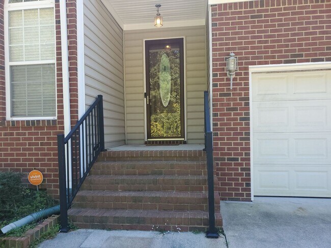 Foto del edificio - Crystal Lake South