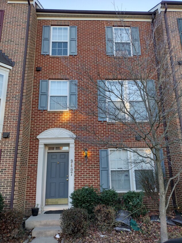 Primary Photo - 9407 Prospect Hill Pl