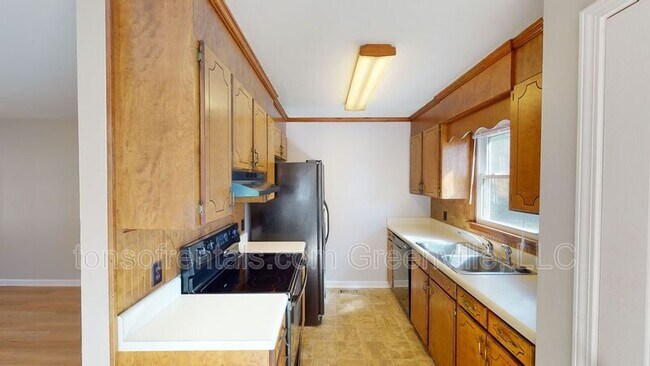 Building Photo - 6b Camino Ln