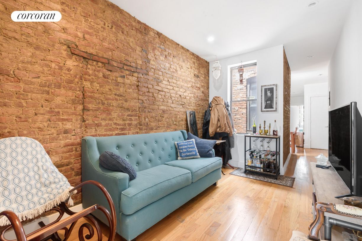 Foto principal - 297 Himrod St