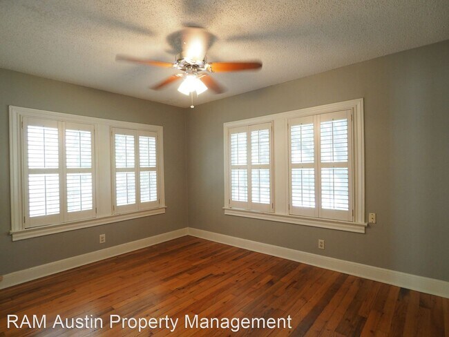Foto del edificio - 3 br, 1 bath House - 4805 Sinclair Ave