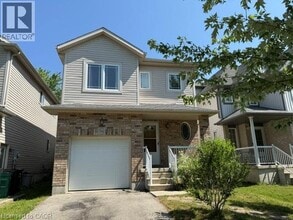 Building Photo - 596 Violet St