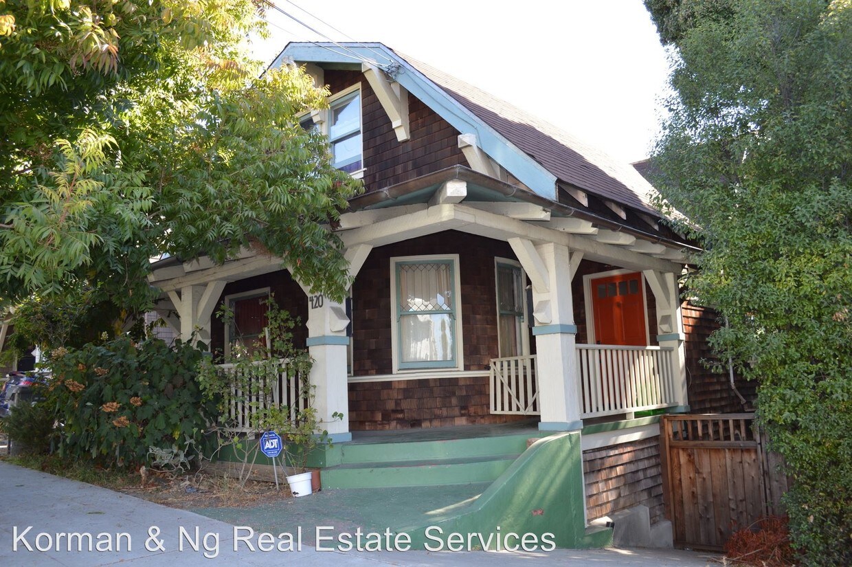 Primary Photo - 420 Lester Ave