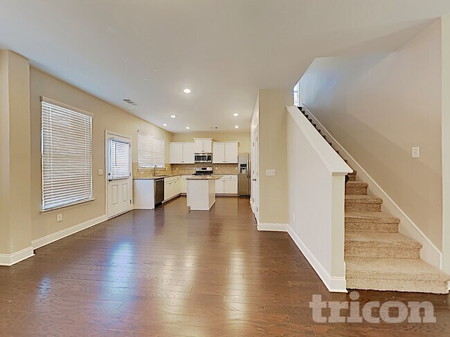Foto del edificio - 3015 Montrose Ln