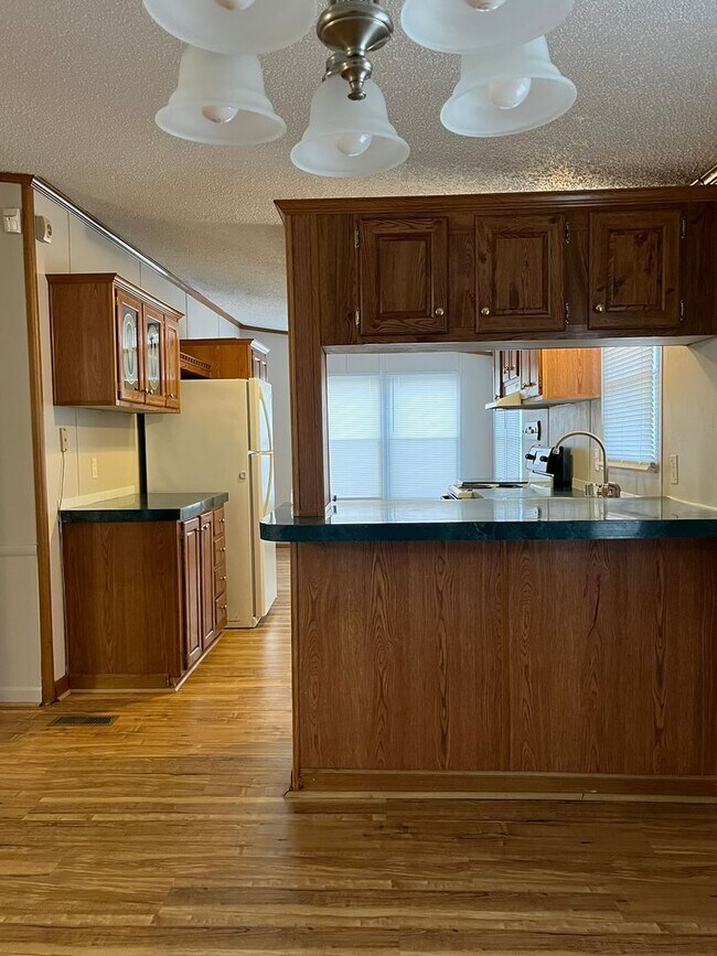 Building Photo - Lexington - Please call Lexington Office at 803-359-0793 to view