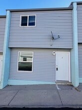 Building Photo - 185 Monroe Ave