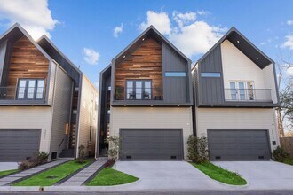 Building Photo - 3513 Castor St