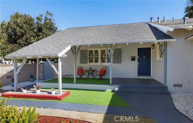 Building Photo - 8356 Vanalden Ave