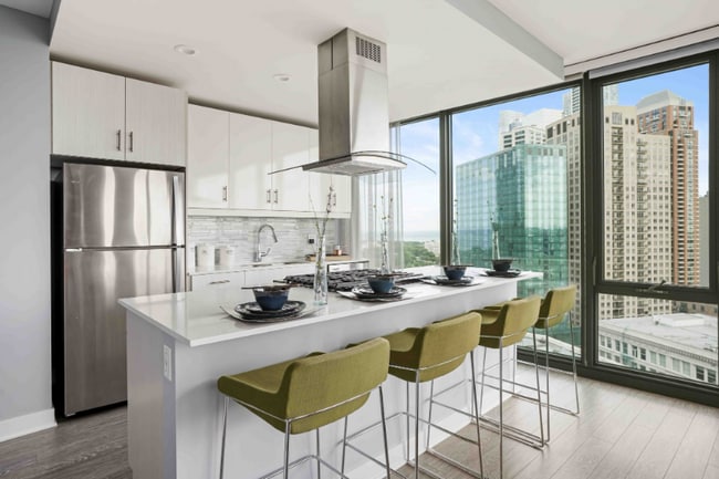 Photo - 1010 S State St Apartment