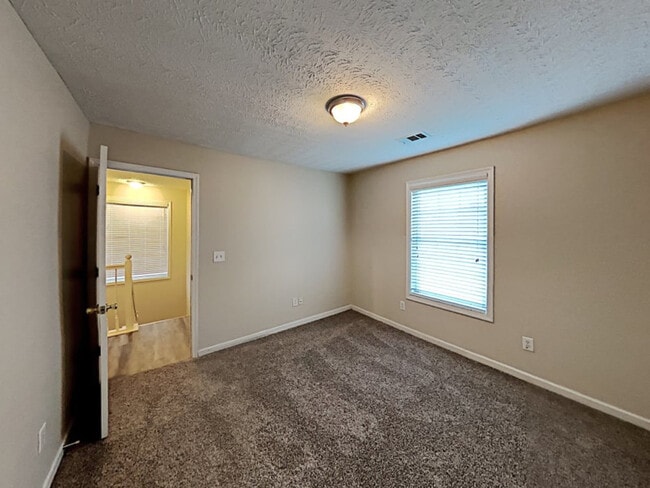 Photo - 1217 Everwood Dr SW House